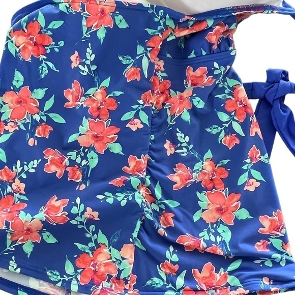 Lands’ End V-neck Halter Floral Tankini Top Size 12 - Picture 6 of 7